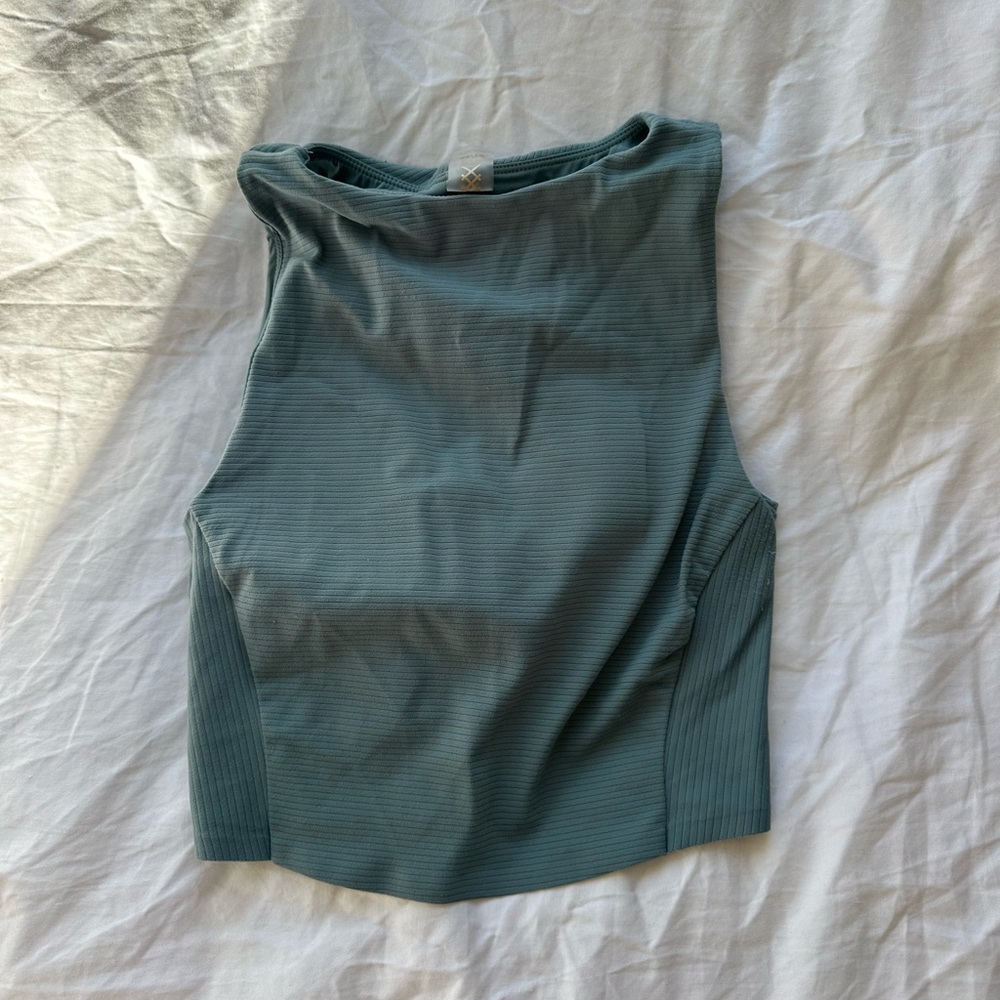 Rhone Top in Size XS